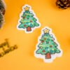 Christmas Friends â Christmas Tree Biodegradable Sponge | Holiday Collection Christmas tree-shaped cellulose sponge from Doyourclean Christmas Friends series with festive pine decor.
